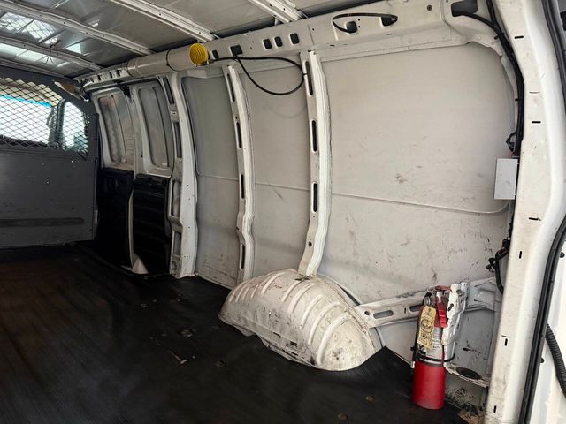 2014 Chevrolet Express 3500 | Houston, TX | Houston Auto Credit 2014 Chevrolet Express 3500 | Houston, TX | Houston Auto Credit