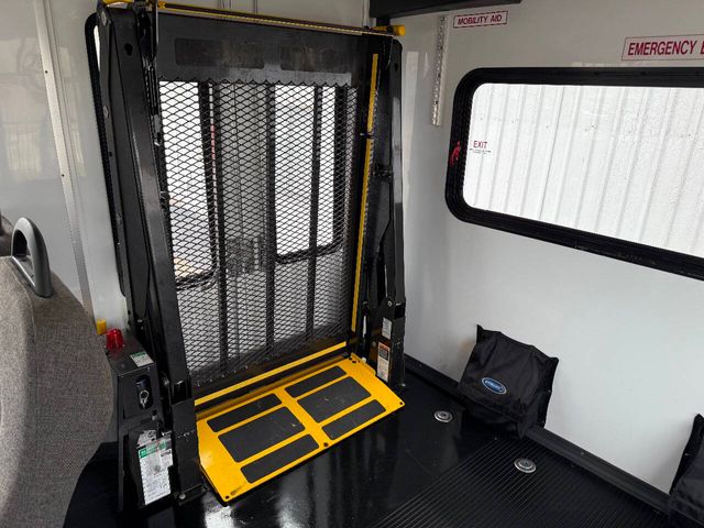 2014 Chevrolet Express 3500 | Houston, TX | Houston Auto Credit 2014 Chevrolet Express 3500 | Houston, TX | Houston Auto Credit