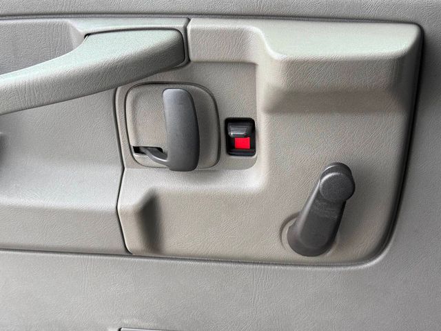 2014 Chevrolet Express 3500 | Houston, TX | Houston Auto Credit 2014 Chevrolet Express 3500 | Houston, TX | Houston Auto Credit