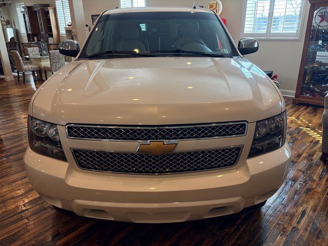 2014 Chevrolet Suburban LTZ