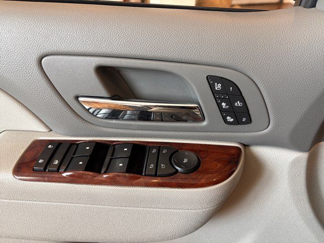 2014 Chevrolet Suburban LTZ