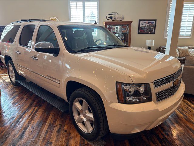 2014 Chevrolet Suburban LTZ