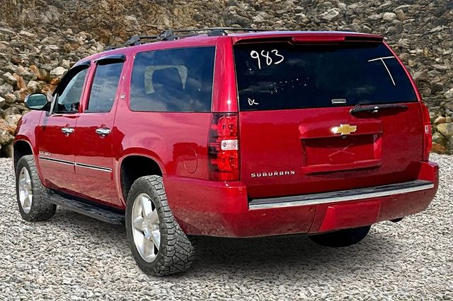 2014 Chevrolet Suburban LTZ
