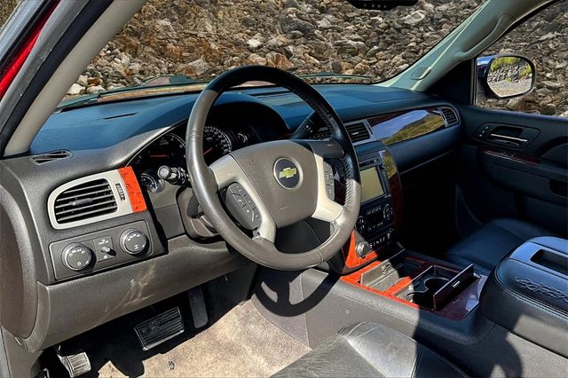 2014 Chevrolet Suburban LTZ
