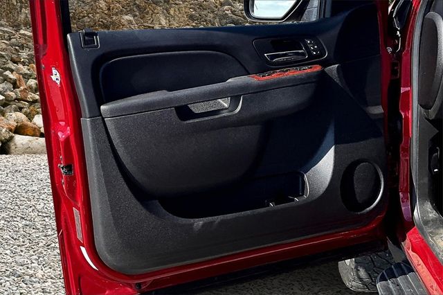 2014 Chevrolet Suburban LTZ