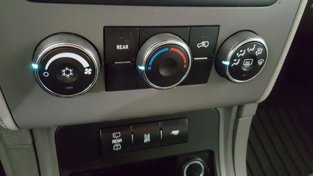 2014 Chevrolet Traverse LS | Carrollton, TX | Legend Motorcars of Carrollton