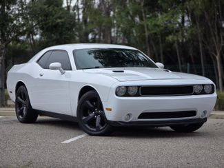 2014 Dodge Challenger SXT | Reseda, CA | Angeles Auto Alliance in Reseda, CA 91335