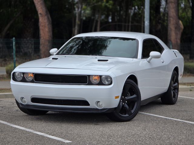 2014 Dodge Challenger SXT | Reseda, CA | Angeles Auto Alliance 2014 Dodge Challenger SXT | Reseda, CA | Angeles Auto Alliance