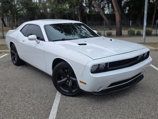2014 Dodge Challenger SXT | Reseda, CA | Angeles Auto Alliance