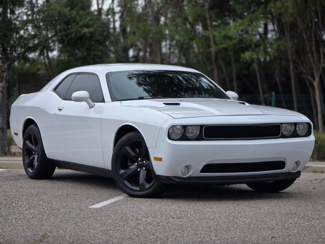 2014 Dodge Challenger SXT | Reseda, CA | Angeles Auto Alliance