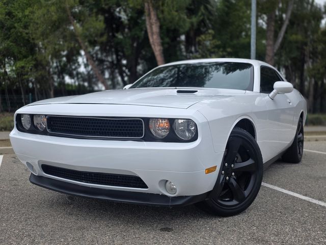 2014 Dodge Challenger SXT | Reseda, CA | Angeles Auto Alliance 2014 Dodge Challenger SXT | Reseda, CA | Angeles Auto Alliance