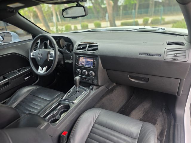 2014 Dodge Challenger SXT | Reseda, CA | Angeles Auto Alliance 2014 Dodge Challenger SXT | Reseda, CA | Angeles Auto Alliance