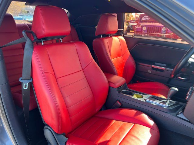 2014 Dodge Challenger SXT