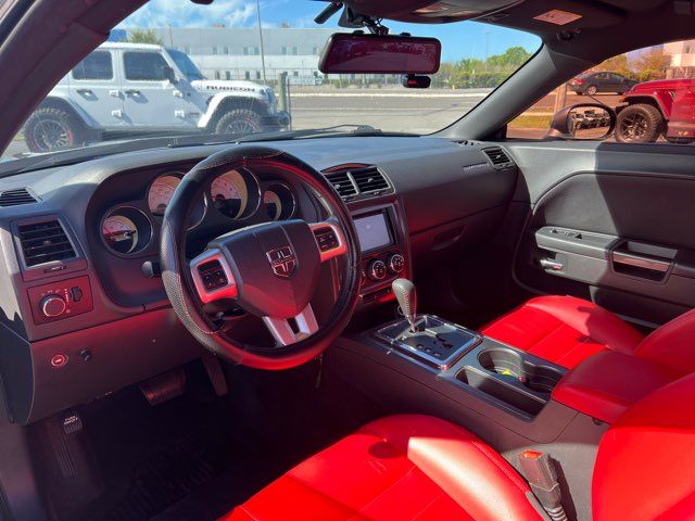 2014 Dodge Challenger SXT