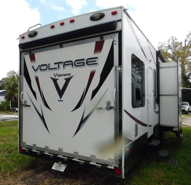 2014 Dutchmen Voltage V3305