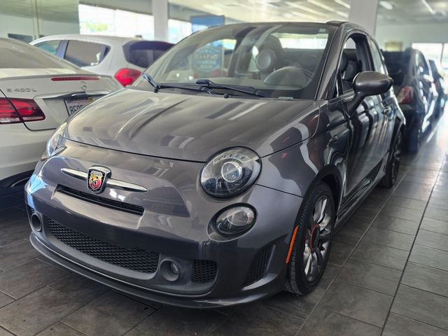 2014 Fiat 500c GQ Edition 2014 Fiat 500c GQ Edition