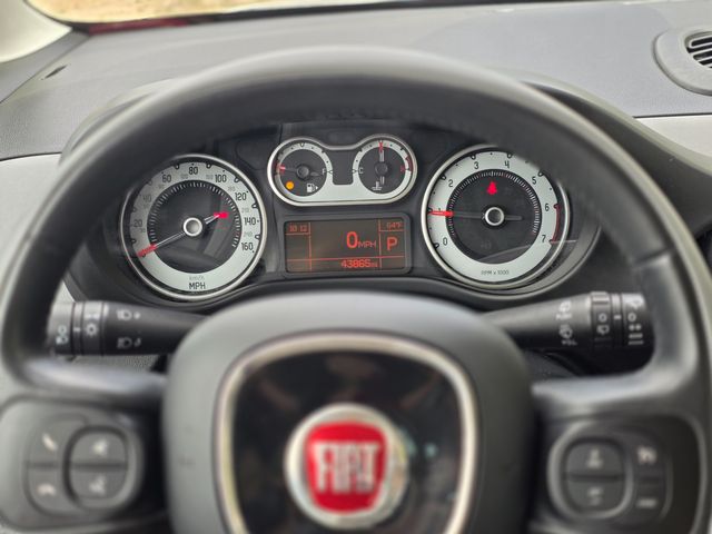 2014 Fiat 500L Easy | Reseda, CA | Angeles Auto Alliance