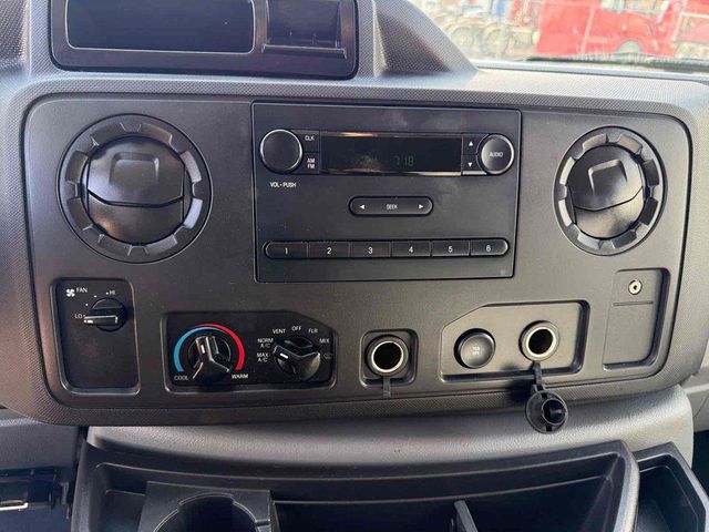 2014 Ford E-Series XL