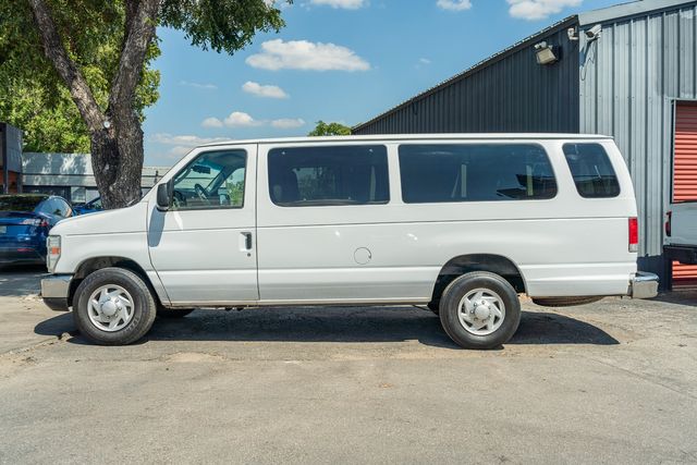 2014 Ford E-Series E-350 SD XLT | Austin, TX | Rocky Mountain Truck Stop Austin 2014 Ford E-Series E-350 SD XLT | Austin, TX | Rocky Mountain Truck Stop Austin