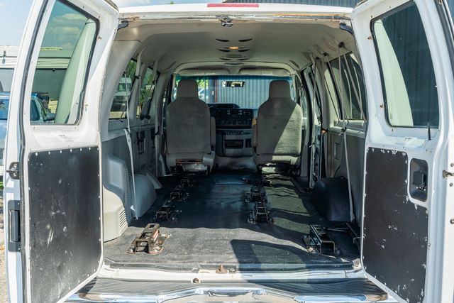 2014 Ford E-Series E-350 SD XLT | Austin, TX | Rocky Mountain Truck Stop Austin 2014 Ford E-Series E-350 SD XLT | Austin, TX | Rocky Mountain Truck Stop Austin