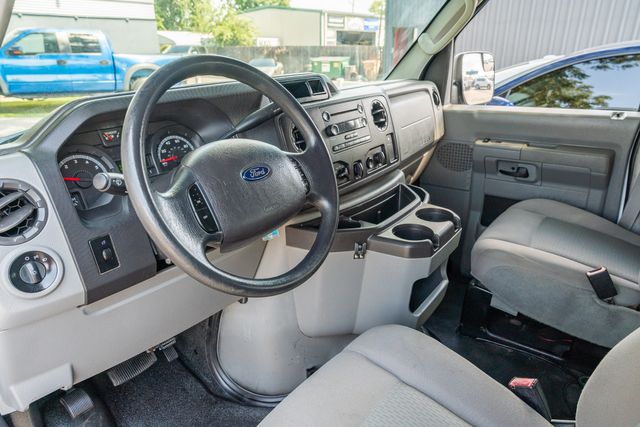 2014 Ford E-Series E-350 SD XLT | Dallas, TX | Rocky Mountain Truck Stop Dallas 2014 Ford E-Series E-350 SD XLT | Dallas, TX | Rocky Mountain Truck Stop Dallas