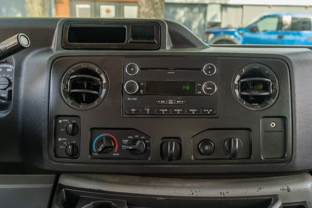 2014 Ford E-Series E-350 SD XLT | Dallas, TX | Rocky Mountain Truck Stop Dallas 2014 Ford E-Series E-350 SD XLT | Dallas, TX | Rocky Mountain Truck Stop Dallas