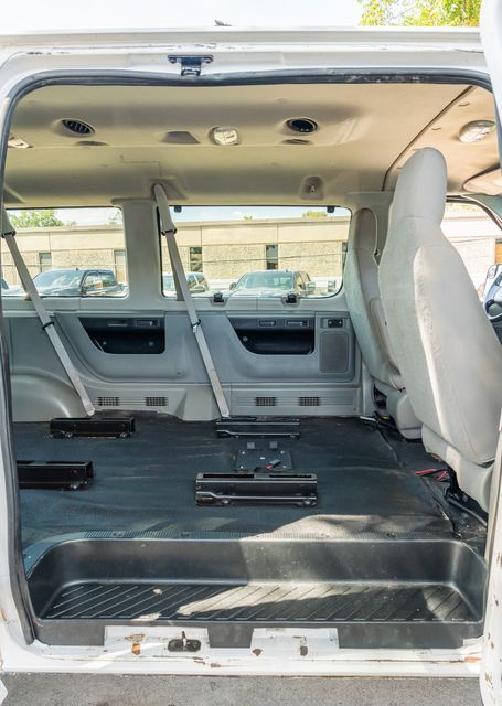 2014 Ford E-Series E-350 SD XLT | Austin, TX | Rocky Mountain Truck Stop Austin 2014 Ford E-Series E-350 SD XLT | Austin, TX | Rocky Mountain Truck Stop Austin