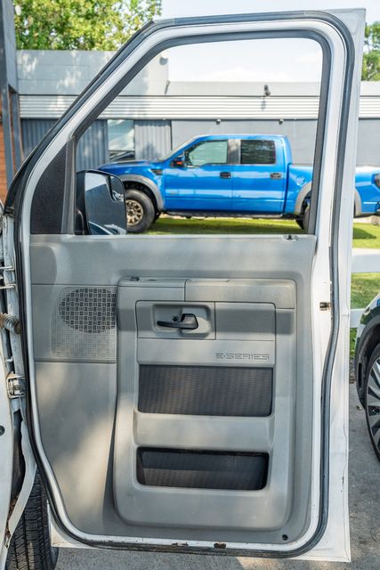 2014 Ford E-Series E-350 SD XLT | Austin, TX | Rocky Mountain Truck Stop Austin 2014 Ford E-Series E-350 SD XLT | Austin, TX | Rocky Mountain Truck Stop Austin