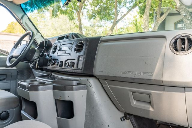 2014 Ford E-Series E-350 SD XLT | Austin, TX | Rocky Mountain Truck Stop Austin 2014 Ford E-Series E-350 SD XLT | Austin, TX | Rocky Mountain Truck Stop Austin