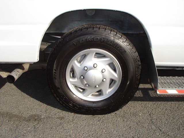 2014 Ford E-Series E-350 SD W/LIFT | Charlotte, North Carolina | ADVENTURE VANS 2014 Ford E-Series E-350 SD W/LIFT | Charlotte, North Carolina | ADVENTURE VANS