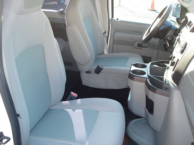 2014 Ford E-Series E-350 SD XLT - 15 PASSENGER | Charlotte, North Carolina | ADVENTURE VANS 2014 Ford E-Series E-350 SD XLT - 15 PASSENGER | Charlotte, North Carolina | ADVENTURE VANS