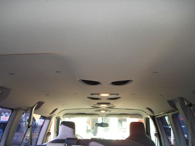 2014 Ford E-Series E-350 SD XLT - 15 PASSENGER | Charlotte, North Carolina | ADVENTURE VANS 2014 Ford E-Series E-350 SD XLT - 15 PASSENGER | Charlotte, North Carolina | ADVENTURE VANS