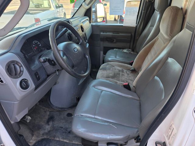 2014 Ford E-Series E-350 SD