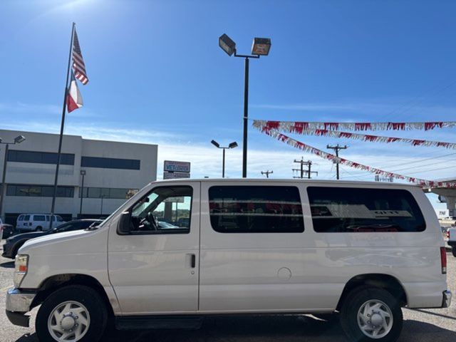 2014 Ford E-Series E-350 SD XLT | San Antonio, TX | Clear Choice Automotive South 2014 Ford E-Series E-350 SD XLT | San Antonio, TX | Clear Choice Automotive South