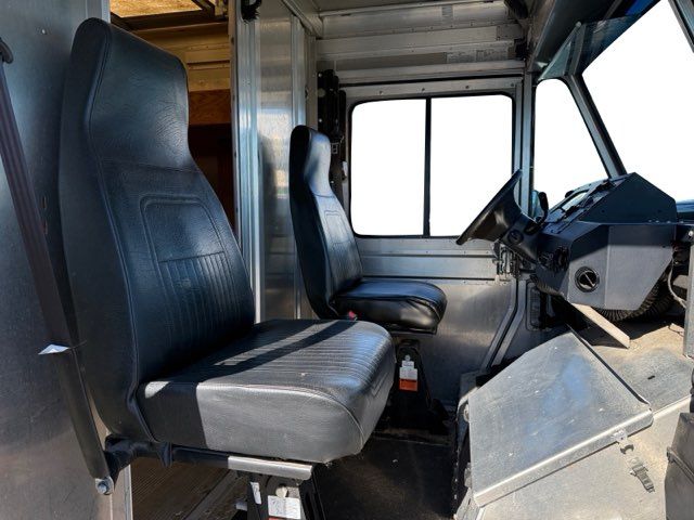 2014 FORD E450  STEP VAN 