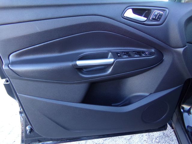 2014 Ford Escape Titanium | Gonzales, TX | West Motors 2014 Ford Escape Titanium | Gonzales, TX | West Motors