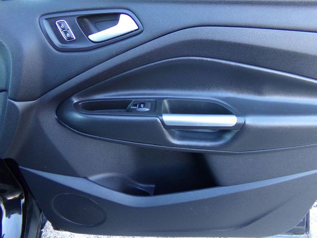 2014 Ford Escape Titanium | Gonzales, TX | West Motors 2014 Ford Escape Titanium | Gonzales, TX | West Motors