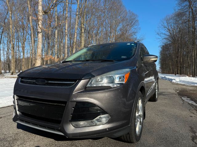 2014 Ford Escape Titanium | Ravenna, Ohio | Good Used Cars, Inc. 
