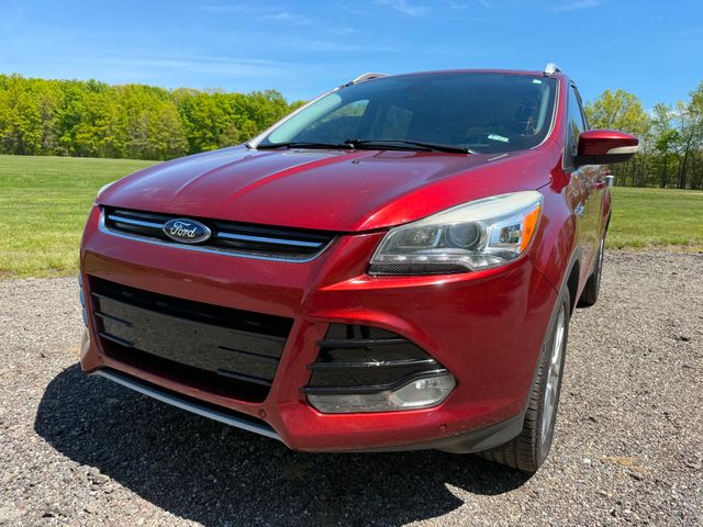 2014 Ford Escape Titanium | Ravenna, Ohio | Good Used Cars, Inc. 