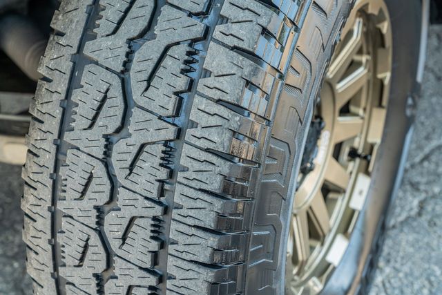 2014 Ford F-150 SVT Raptor 4X4 6.2L V-8 W/ UPGRADES / CLEAN CARFAX | Austin, TX | Rocky Mountain Truck Stop Austin 2014 Ford F-150 SVT Raptor 4X4 6.2L V-8 W/ UPGRADES / CLEAN CARFAX | Austin, TX | Rocky Mountain Truck Stop Austin