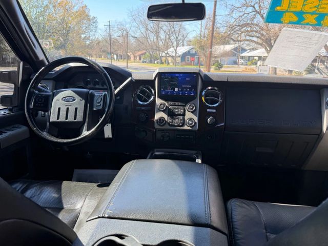 2014 Ford F-250 Super Duty Lariat Pickup 4D 6 3/4 ft