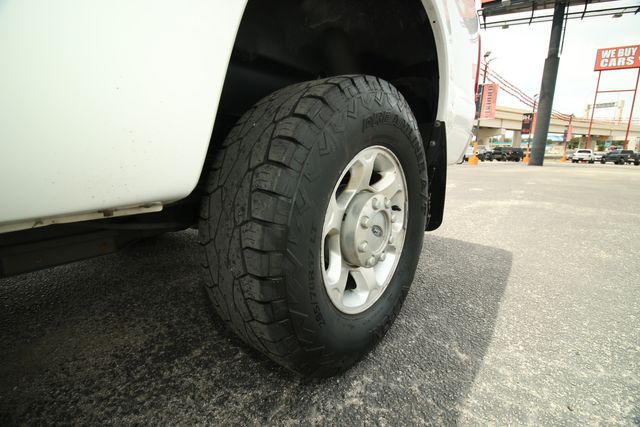 2014 Ford F-250 Super Duty XLT | San Antonio, TX | R&L Certified Auto Group 2014 Ford F-250 Super Duty XLT | San Antonio, TX | R&L Certified Auto Group