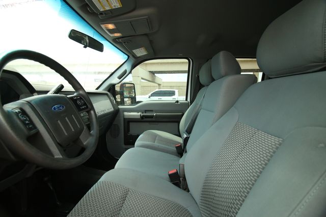 2014 Ford F-250 Super Duty XLT | San Antonio, TX | R&L Certified Auto Group 2014 Ford F-250 Super Duty XLT | San Antonio, TX | R&L Certified Auto Group