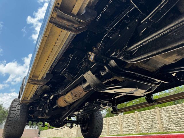 2014 Ford F-350 Super Duty Lariat 4x4 4dr Crew Cab 6.8 ft. SB SRW Pickup | Houston, TX | Houston Auto Credit