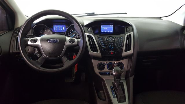 2014 Ford Focus SE | Carrollton, TX | Legend Motorcars of Carrollton 2014 Ford Focus SE | Carrollton, TX | Legend Motorcars of Carrollton