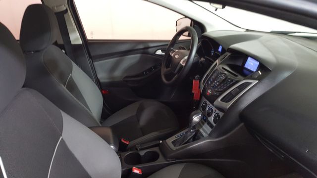 2014 Ford Focus SE | Carrollton, TX | Legend Motorcars of Carrollton