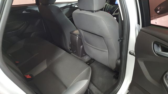 2014 Ford Focus SE | Carrollton, TX | Legend Motorcars of Carrollton