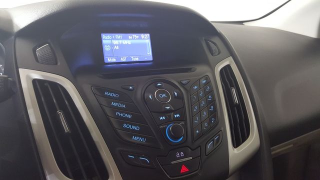 2014 Ford Focus SE | Carrollton, TX | Legend Motorcars of Carrollton