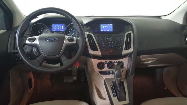 2014 Ford Focus SE | Carrollton, TX | Legend Motorcars of Carrollton 2014 Ford Focus SE | Carrollton, TX | Legend Motorcars of Carrollton