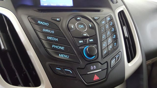 2014 Ford Focus SE | Carrollton, TX | Legend Motorcars of Carrollton 2014 Ford Focus SE | Carrollton, TX | Legend Motorcars of Carrollton